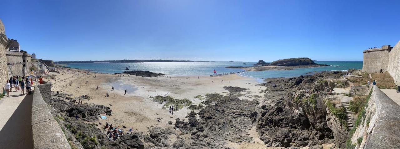 Bella Cruz 66 M2 Prestations Premium, Wifi, Balcon, Parking Avec Borne De Recharge Electrique, Plage Prieure, Commerces Dinard Bagian luar foto